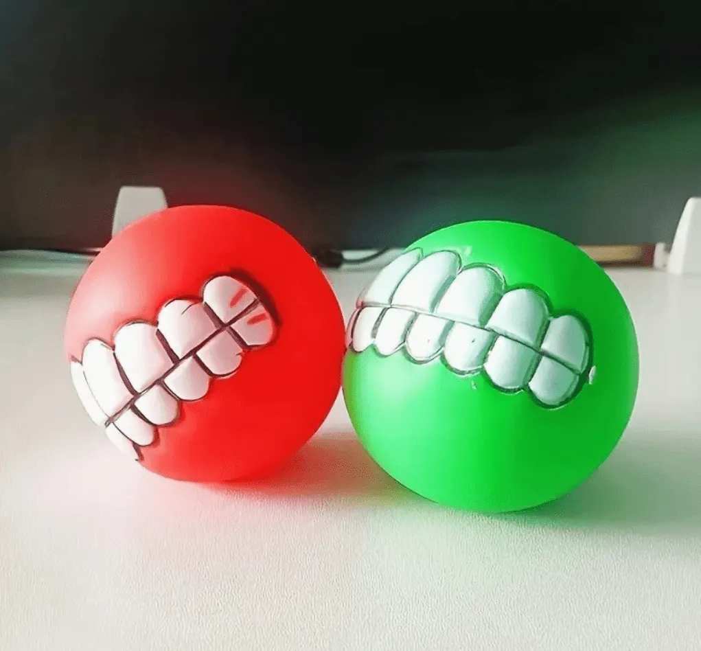 1pc Rubber Dog Toy – Squeaky Cleaning Tooth Chew Ball for Small Puppies | Bite-Resistant Pet Supplies (7cm Diameter)